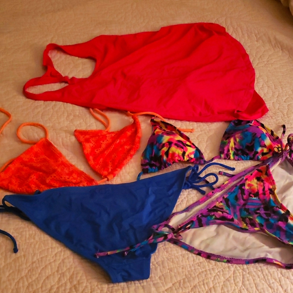 Bundle 2 set Bikini n tank